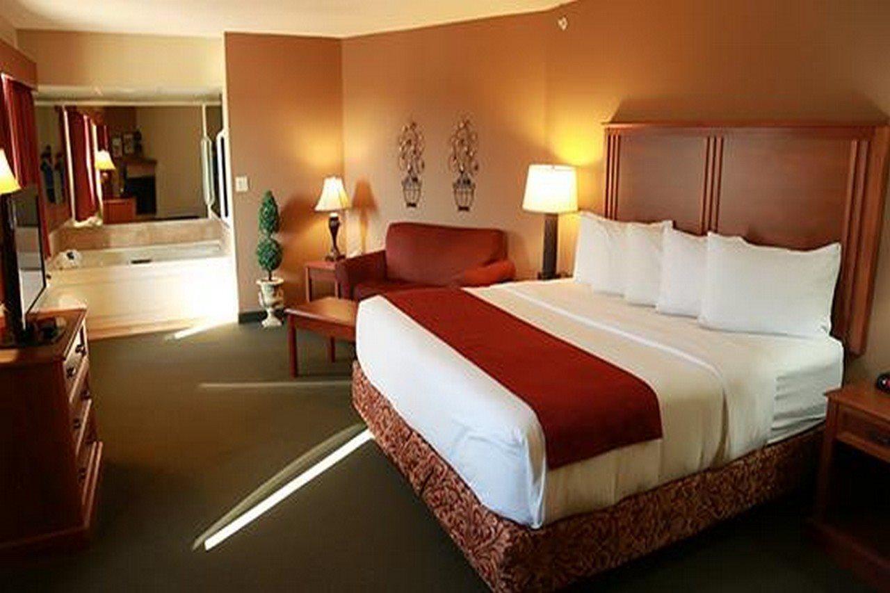 Americinn By Wyndham Hotel