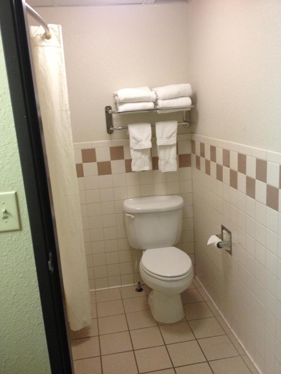 Americinn By Wyndham Hotel Mcalester