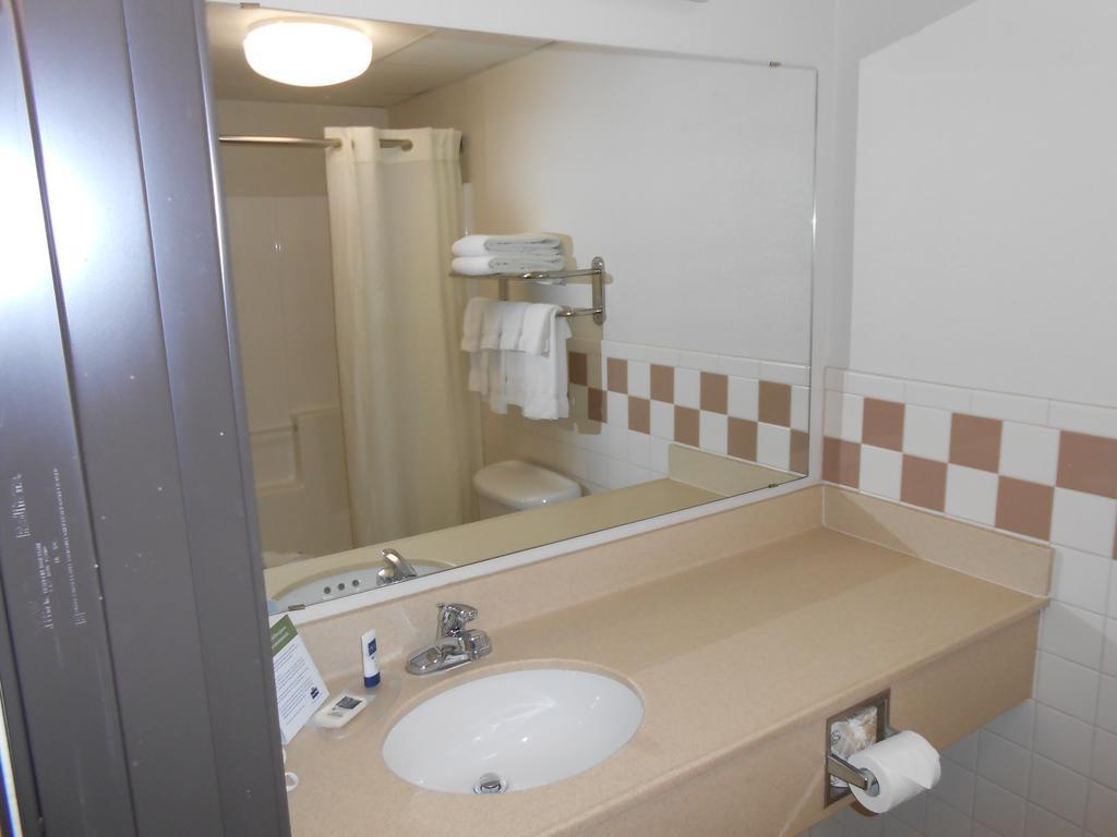 Americinn By Wyndham Hotel Mcalester